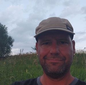 Meet your Posher, Brent j